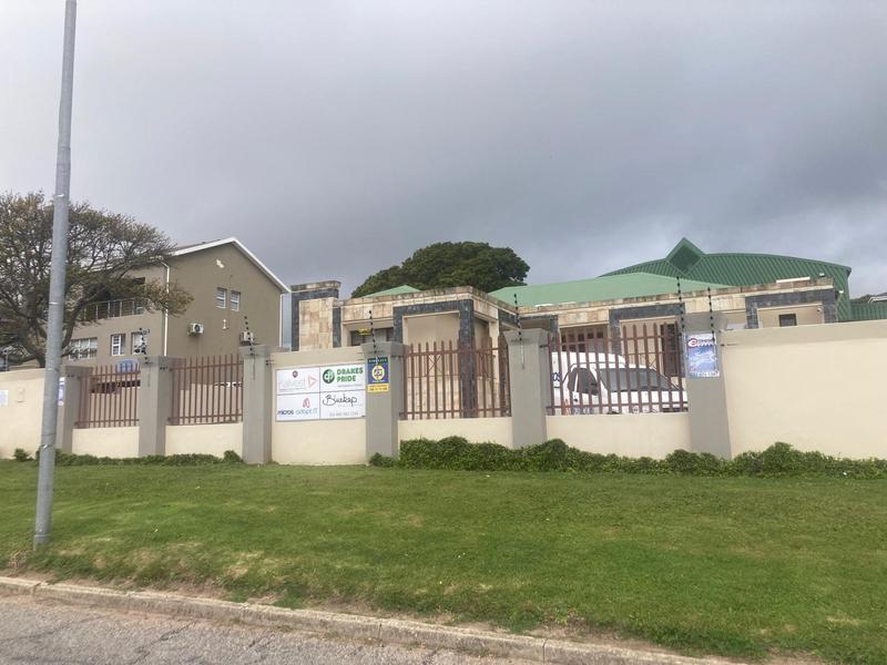 To Let Commercial Property for Rent in Newton Park Eastern Cape